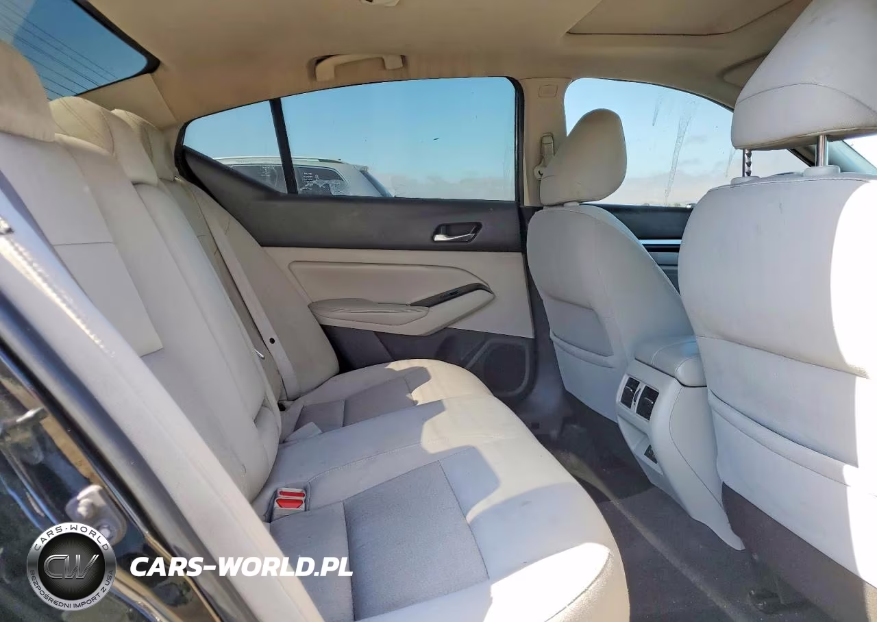 2020 Nissan Altima Sv VIN:1N4BL4DV7LC186450 - 10