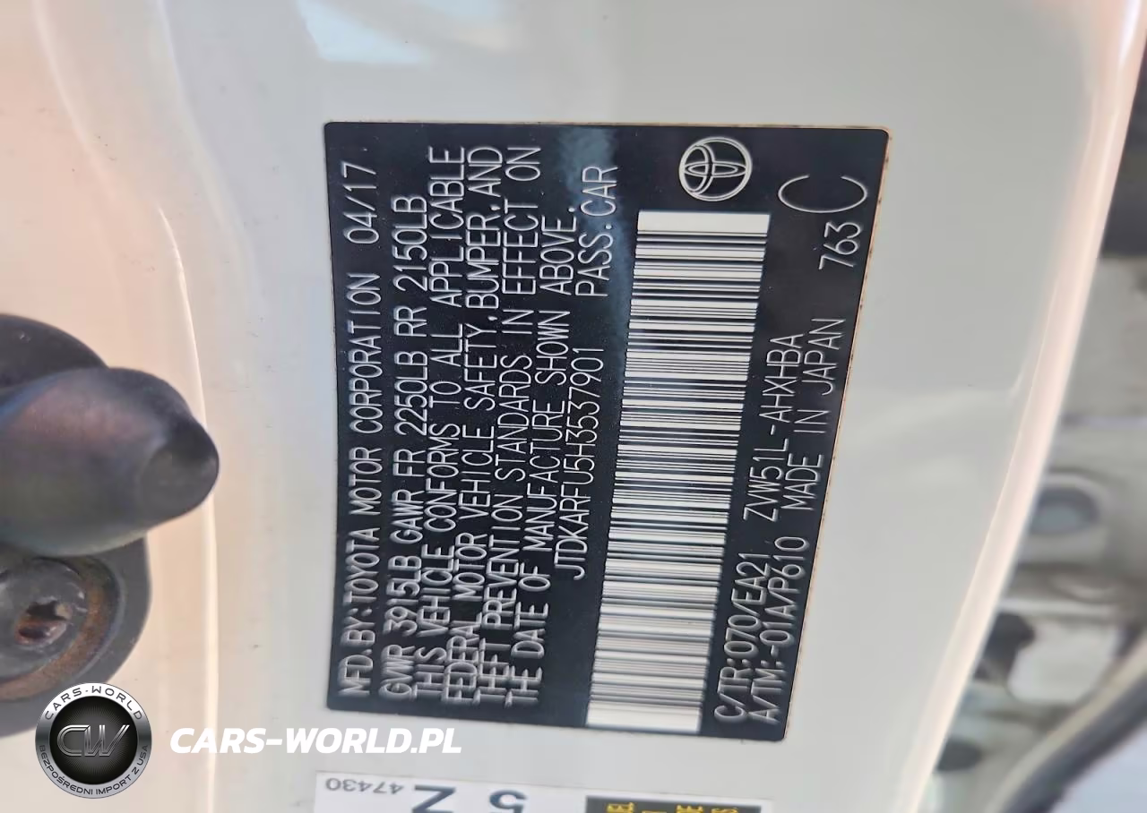 2017 Toyota Prius Three Touring VIN:JTDKARFU5H3537901 - 12