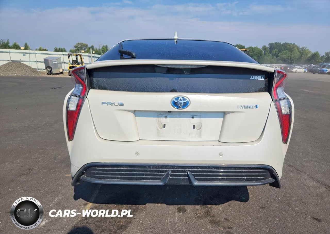2017 Toyota Prius Three Touring VIN:JTDKARFU5H3537901 - 6