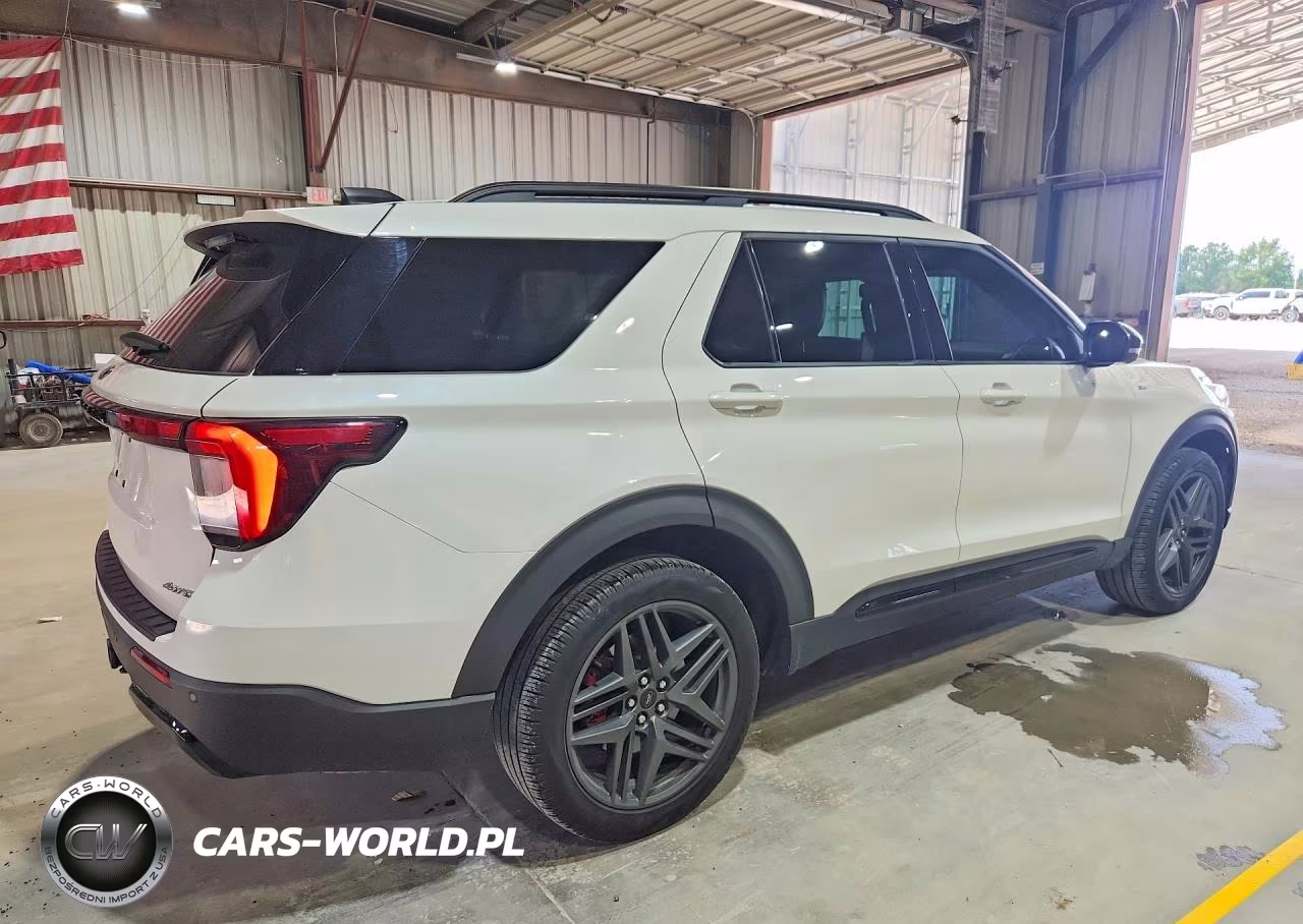 2025 Ford Explorer St-Line VIN:1FMUK8KHXSGB55559 - 3