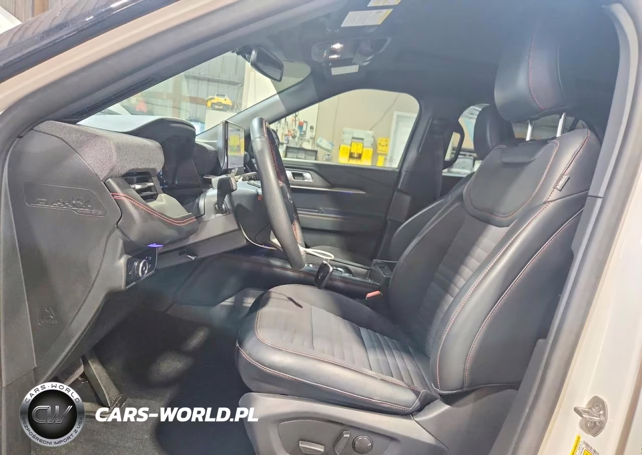 2025 Ford Explorer St-Line VIN:1FMUK8KHXSGB55559 - 7