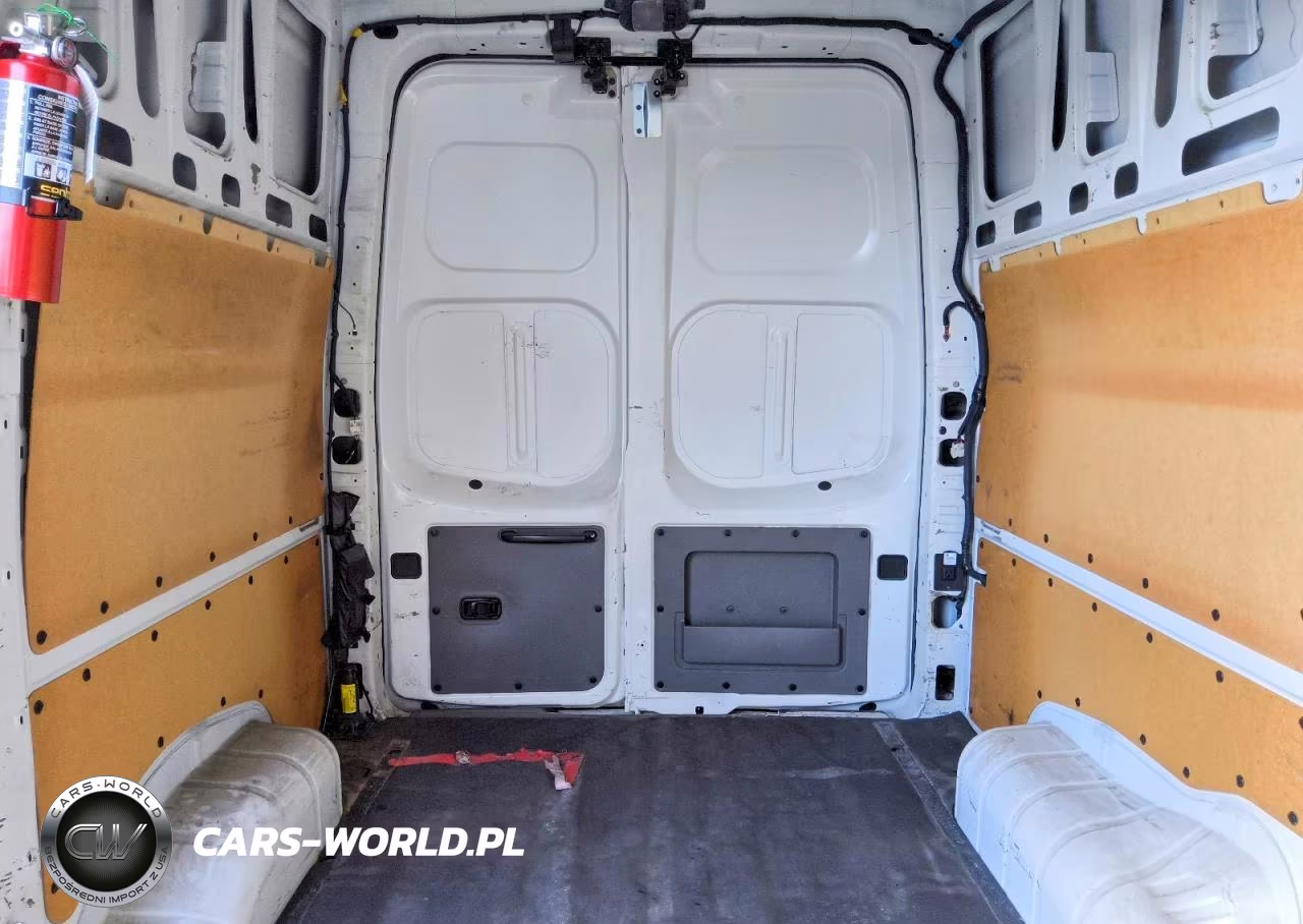 2017 Nissan Nv 2500 Hd Sv VIN:1N6BF0LYXHN810028 - 10