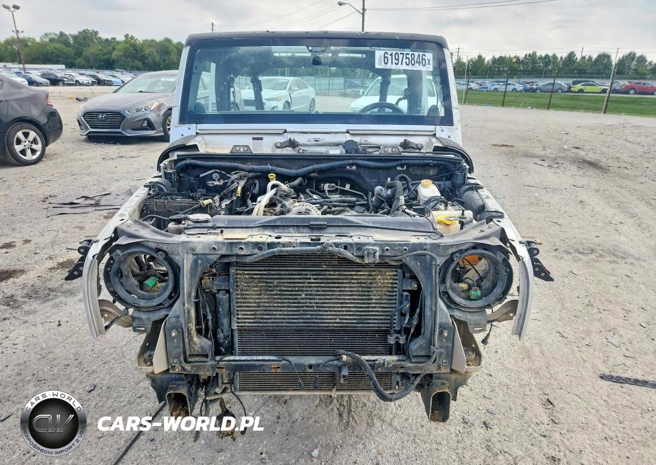 2012 Jeep Wrangler Unlimited Rubicon VIN:1C4HJWFG3CL262637 - 5