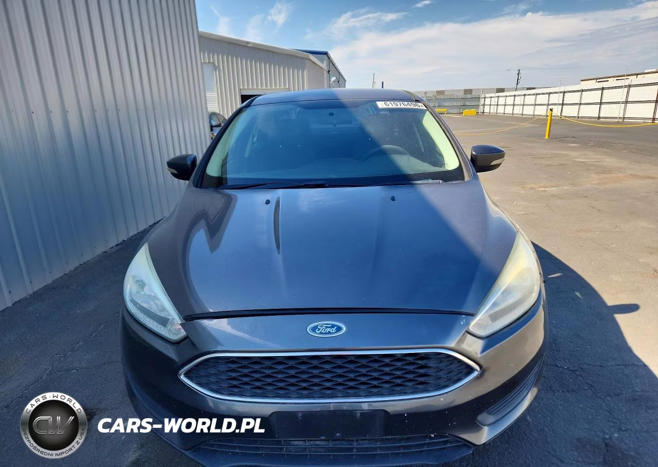 2016 Ford Focus Se VIN:1FADP3F21GL263197 - 5
