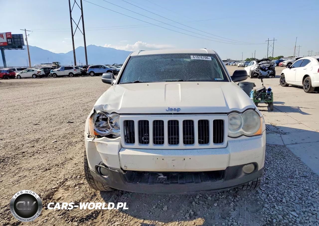 2008 Jeep Grand Cherokee Laredo VIN:1J8GR48K58C237121 - 5