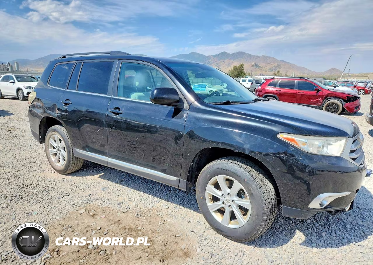2012 Toyota Highlander Base VIN:5TDBK3EH4CS112076 - 4