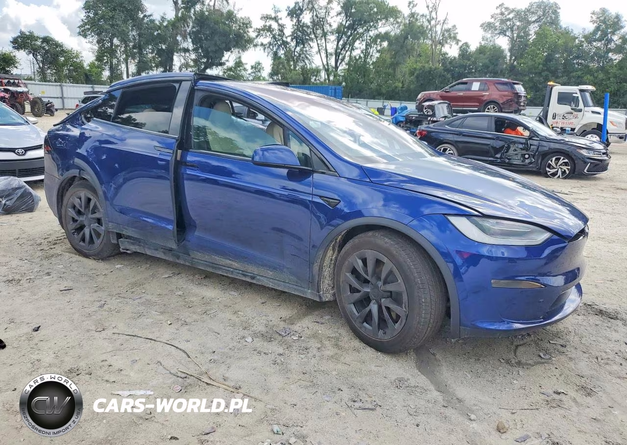 2023 Tesla Model X VIN:7SAXCBE59PF378614 - 4