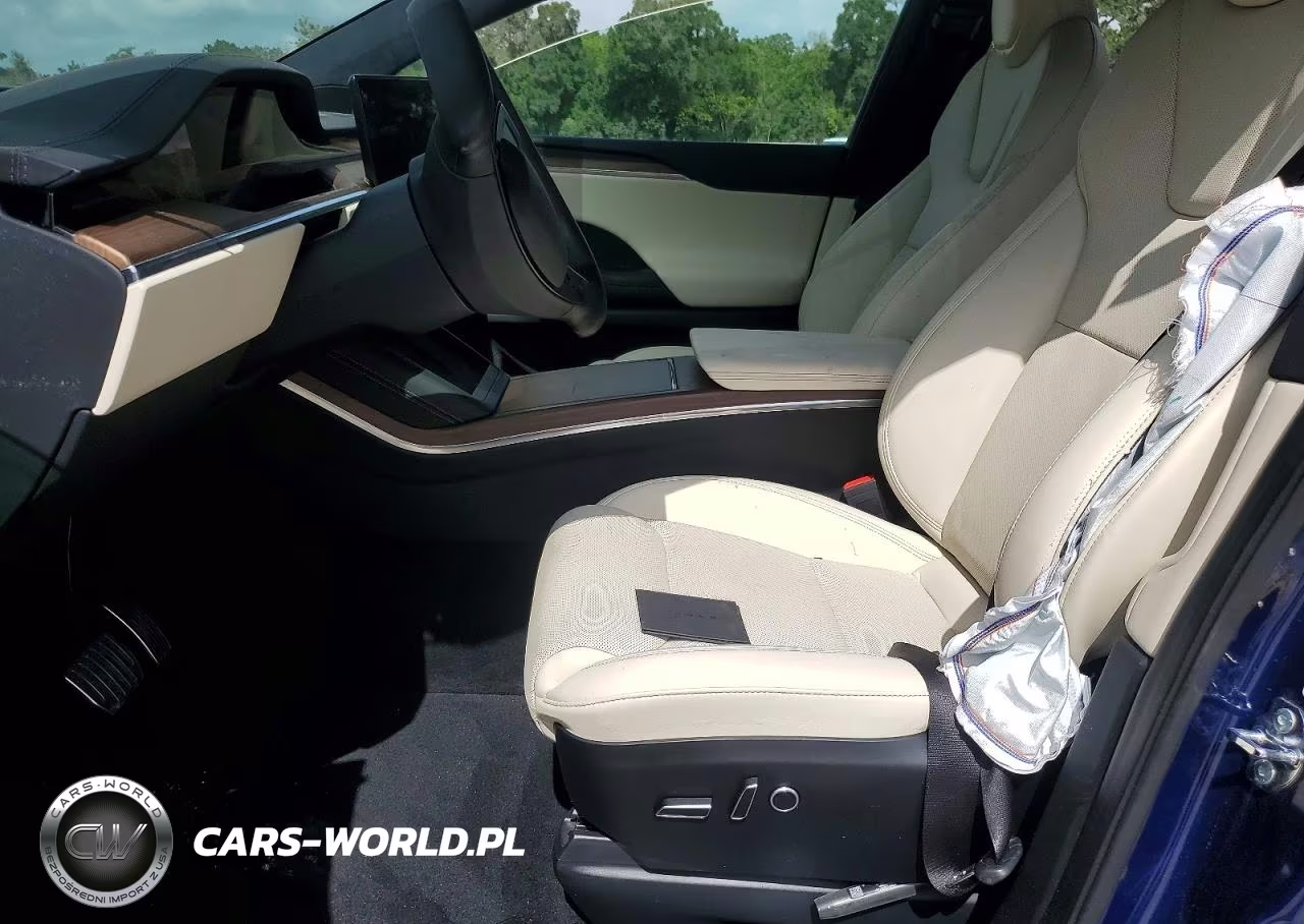 2023 Tesla Model X VIN:7SAXCBE59PF378614 - 7