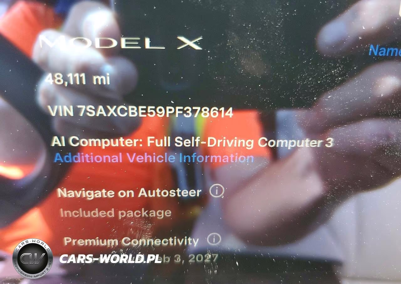 2023 Tesla Model X VIN:7SAXCBE59PF378614 - 9