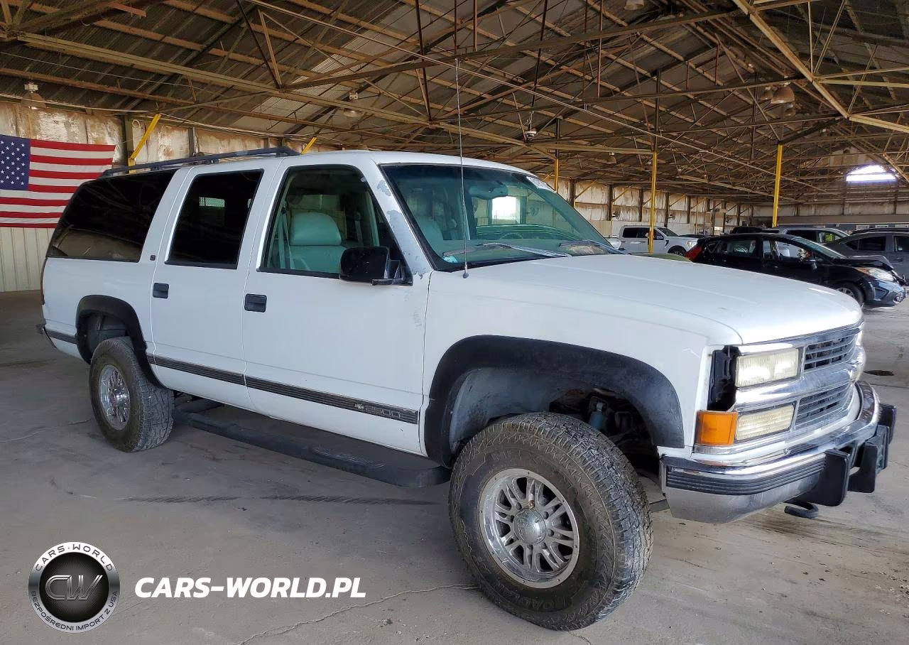 1999 Chevrolet Suburban K2500 VIN:3GNGK26F7XG106751 - 4