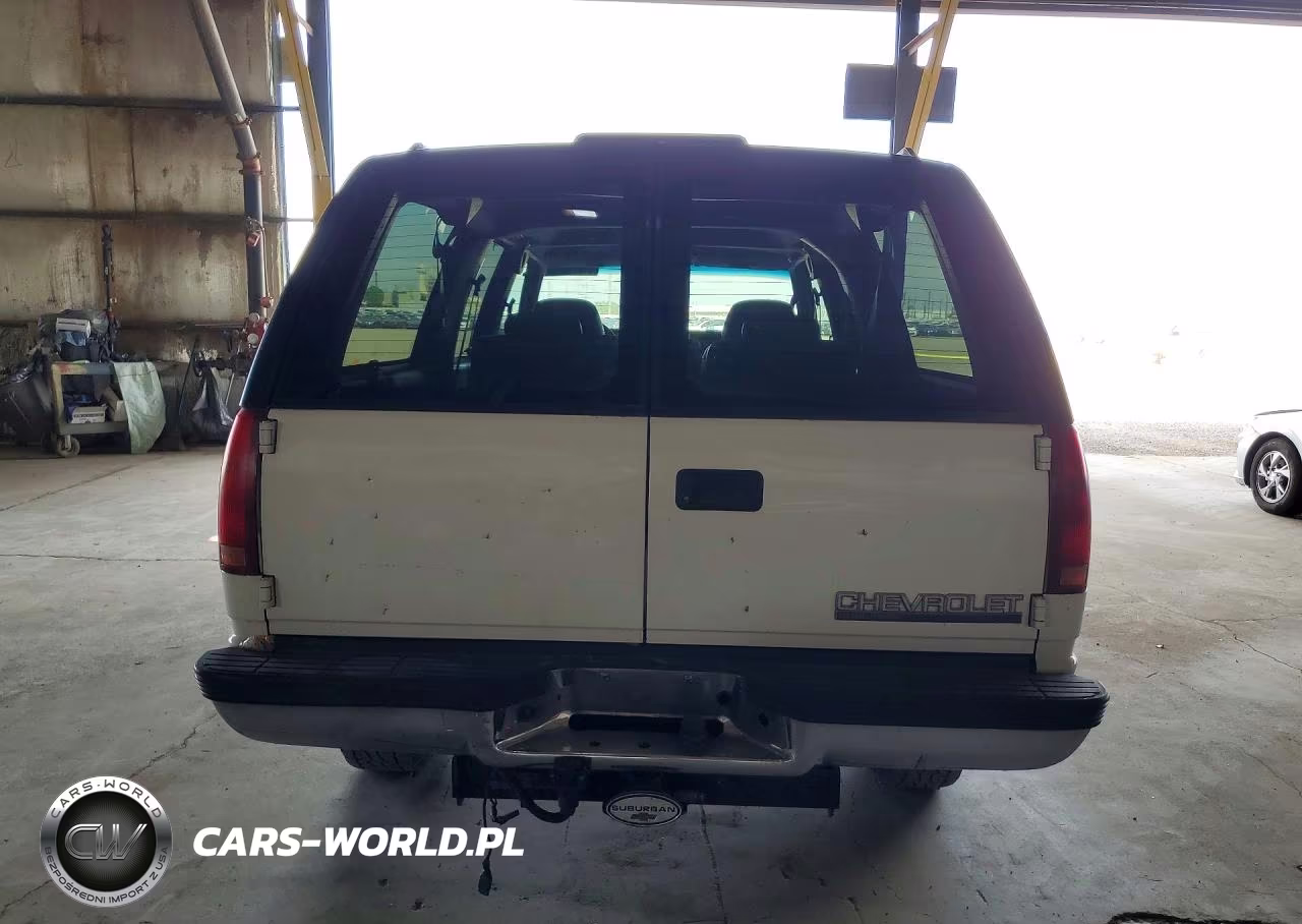 1999 Chevrolet Suburban K2500 VIN:3GNGK26F7XG106751 - 6