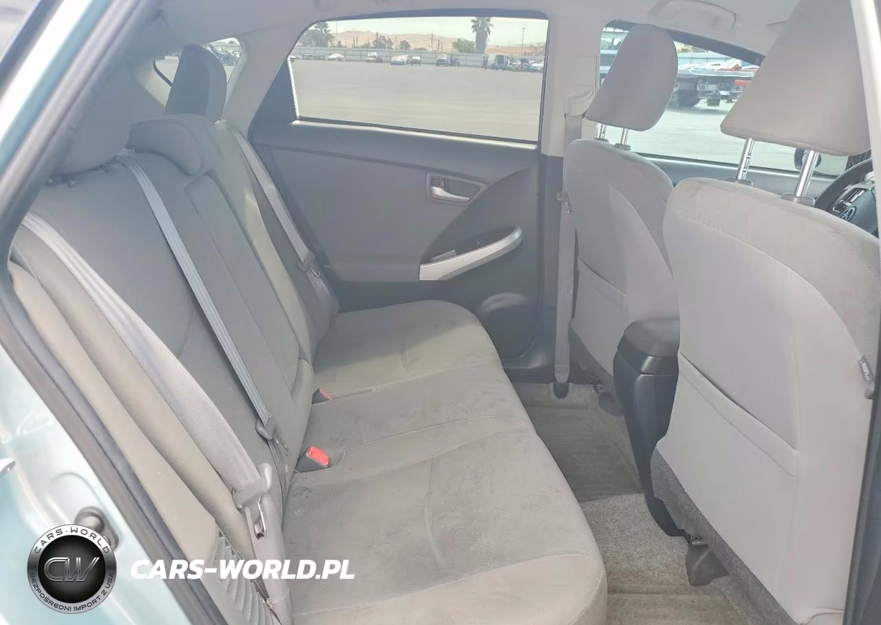 2014 Toyota Prius VIN:JTDKN3DU0E1818628 - 10