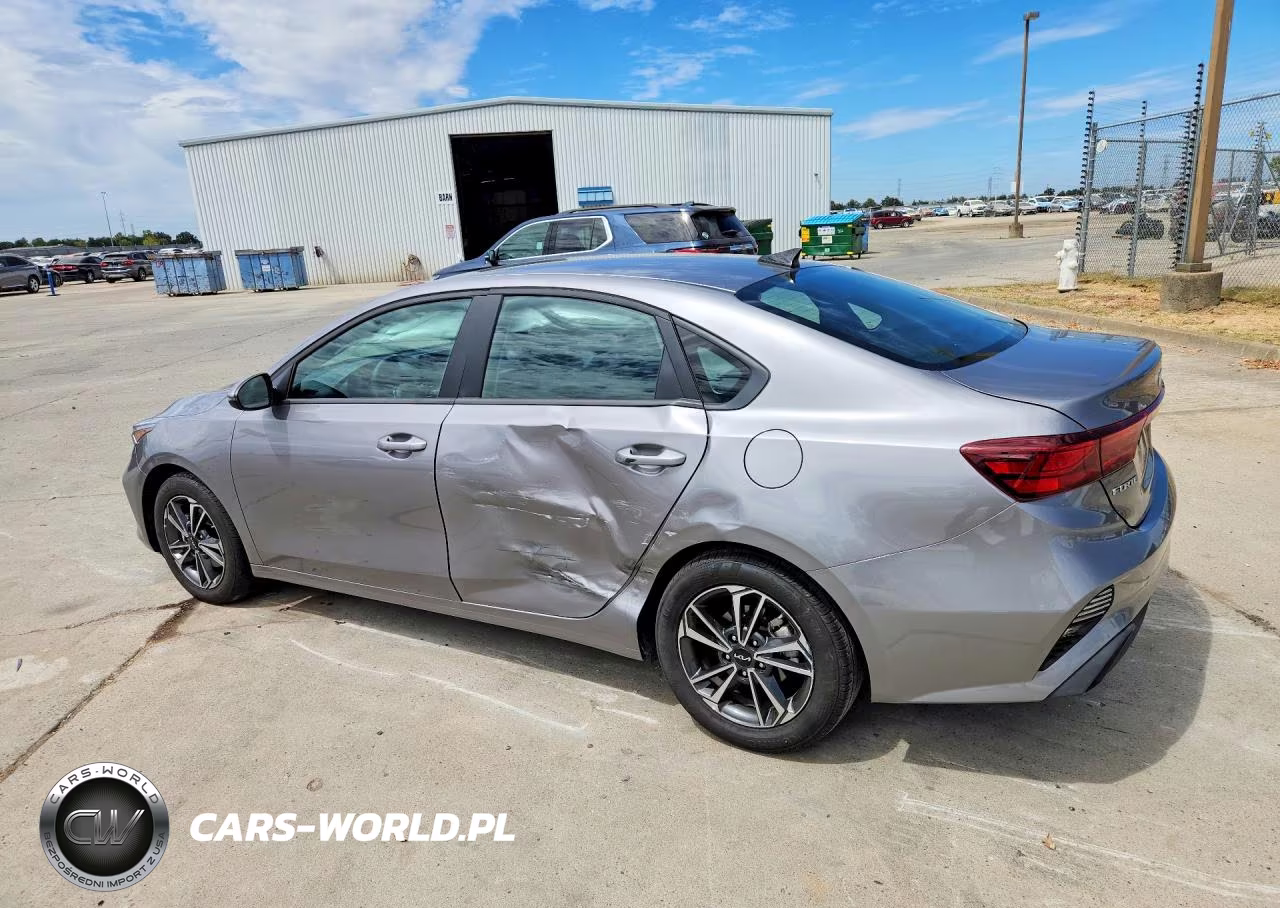 2024 Kia Forte Lxs VIN:3KPF24AD3RE827072 - 2