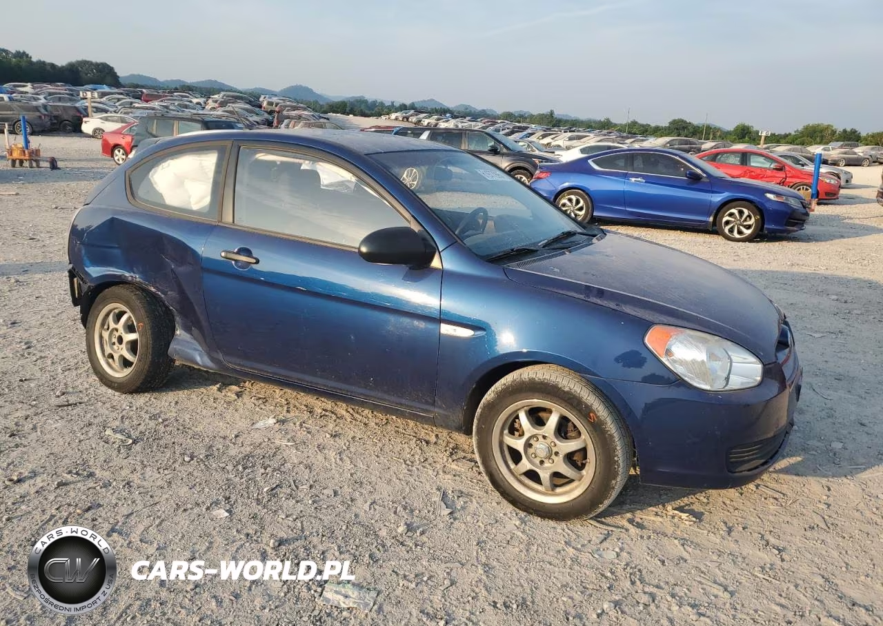 2011 Hyundai Accent Gl VIN:KMHCM3AC7BU200294 - 4