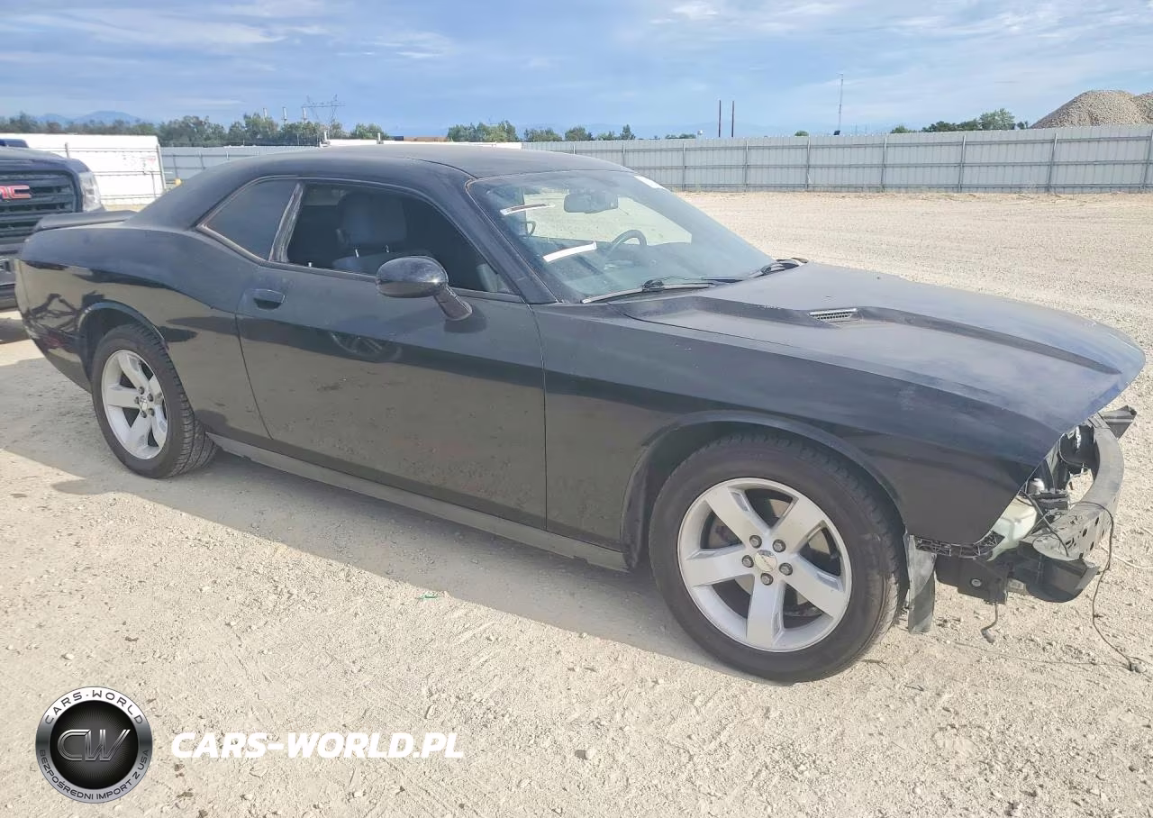 2012 Dodge Challenger Sxt VIN:2C3CDYAG2CH228209 - 4