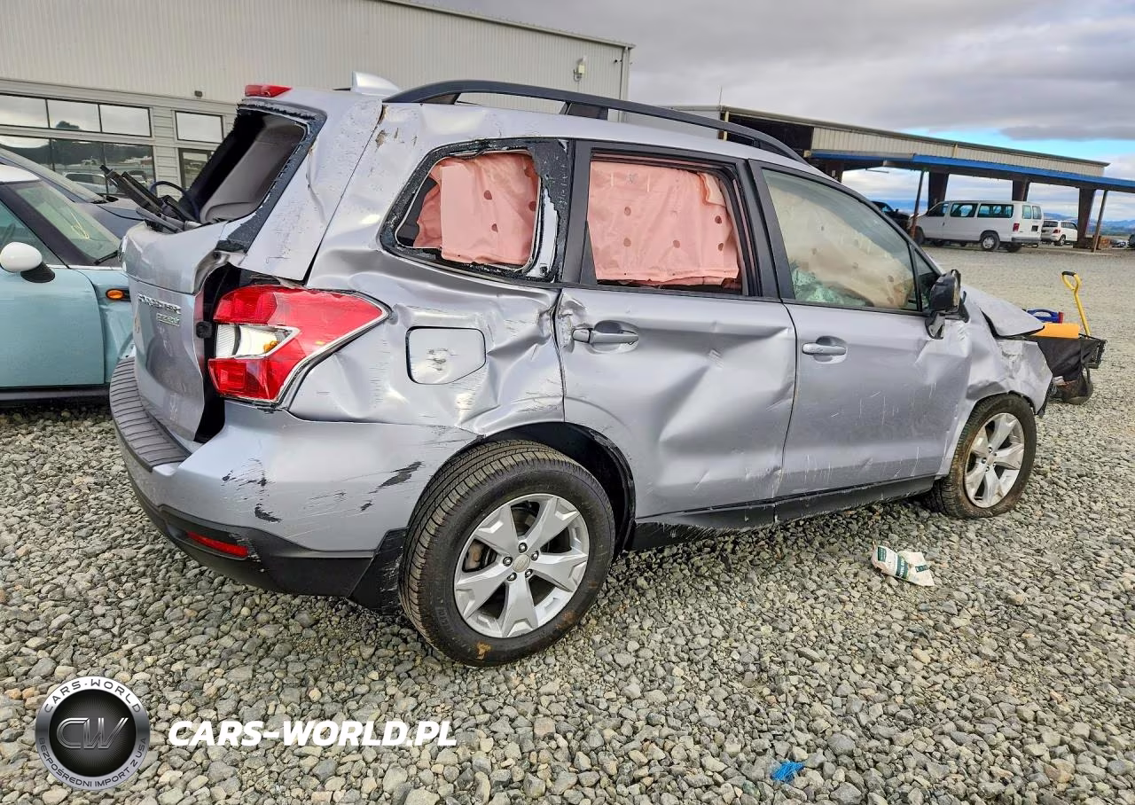 2016 Subaru Forester 2.5I Premium VIN:JF2SJADC7GH522749 - 3