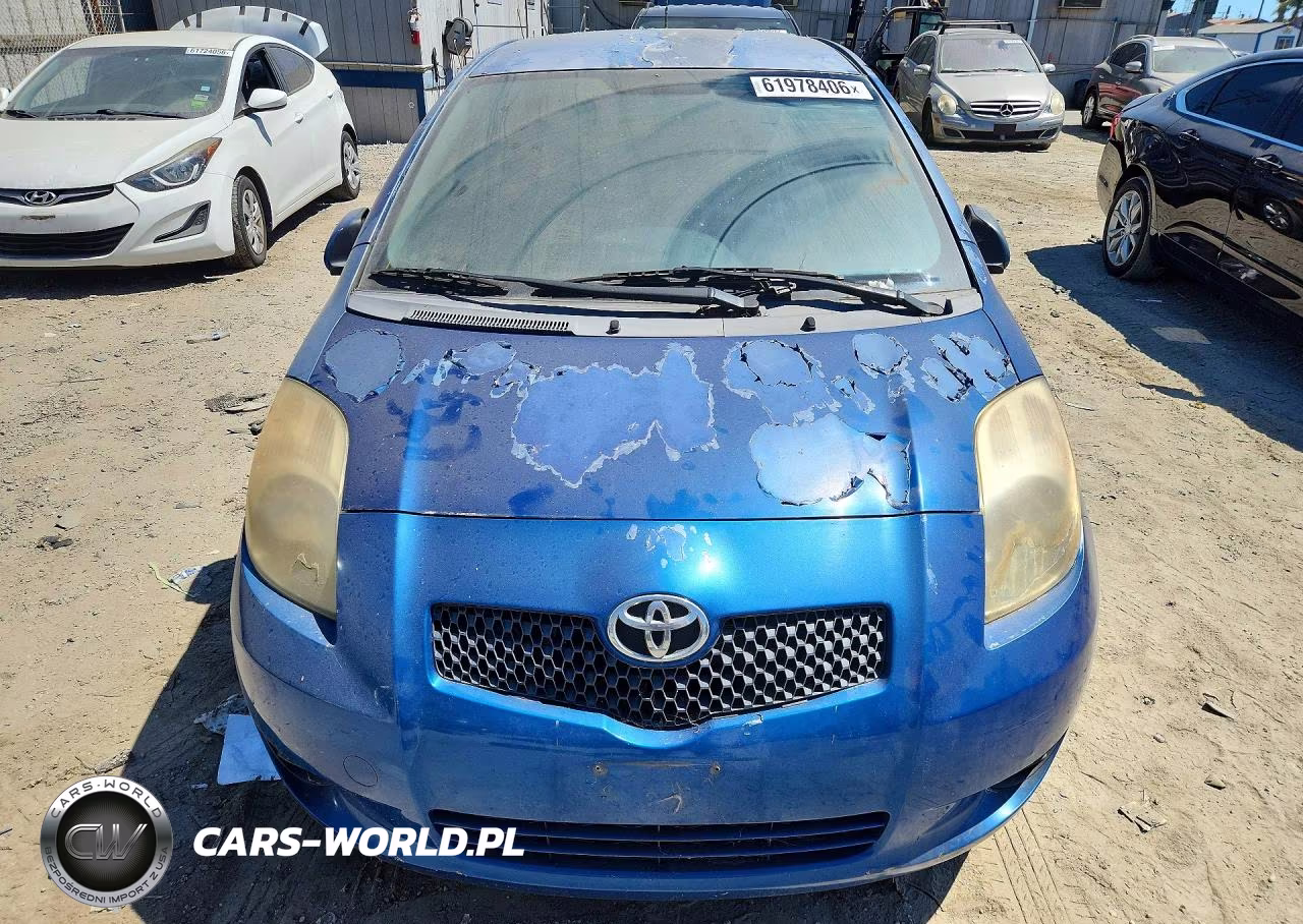 2008 Toyota Yaris Base VIN:JTDJT923X85158223 - 5