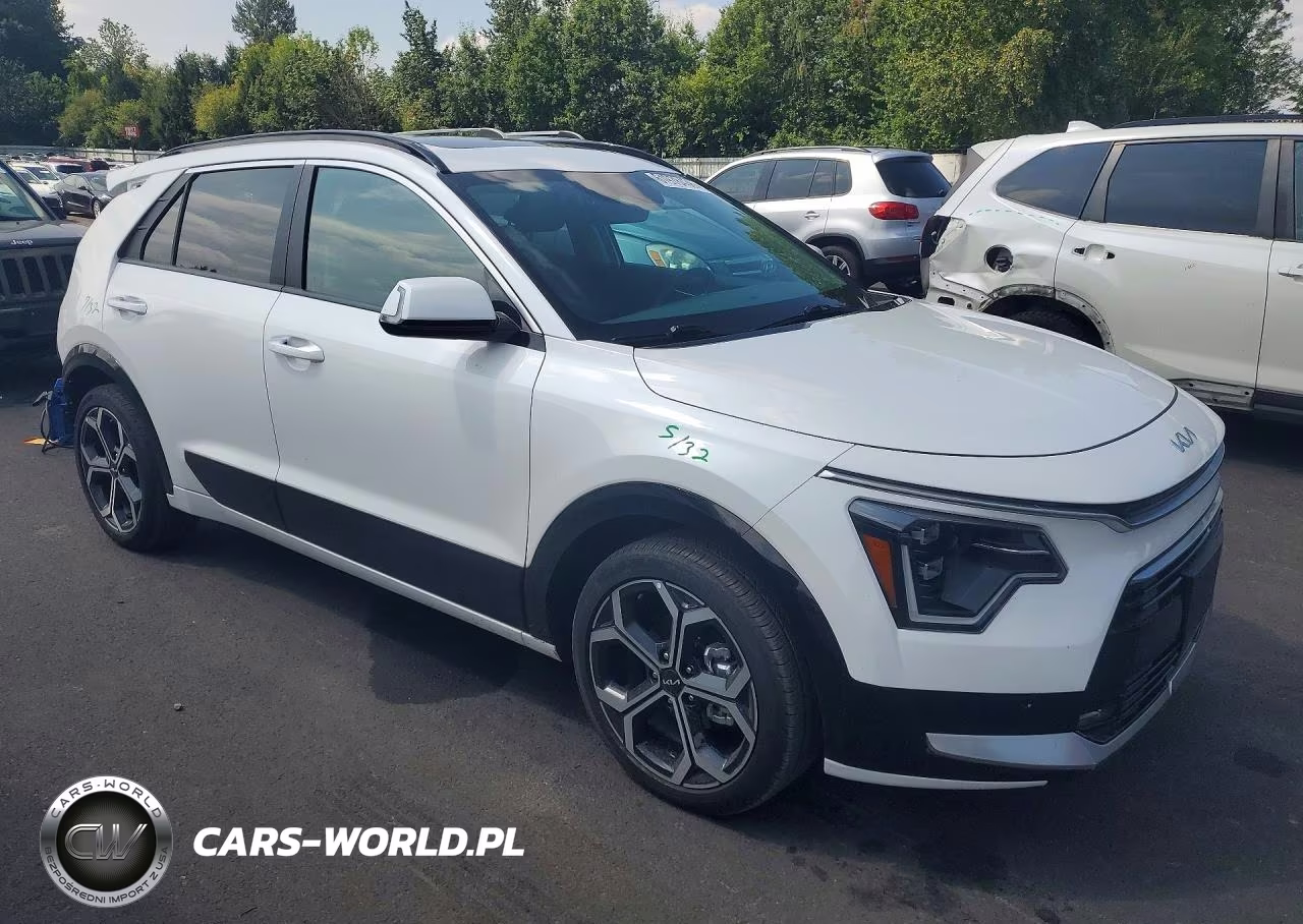 2025 Kia Niro Sx Touring VIN:KNDCT3LE6S5272457 - 4