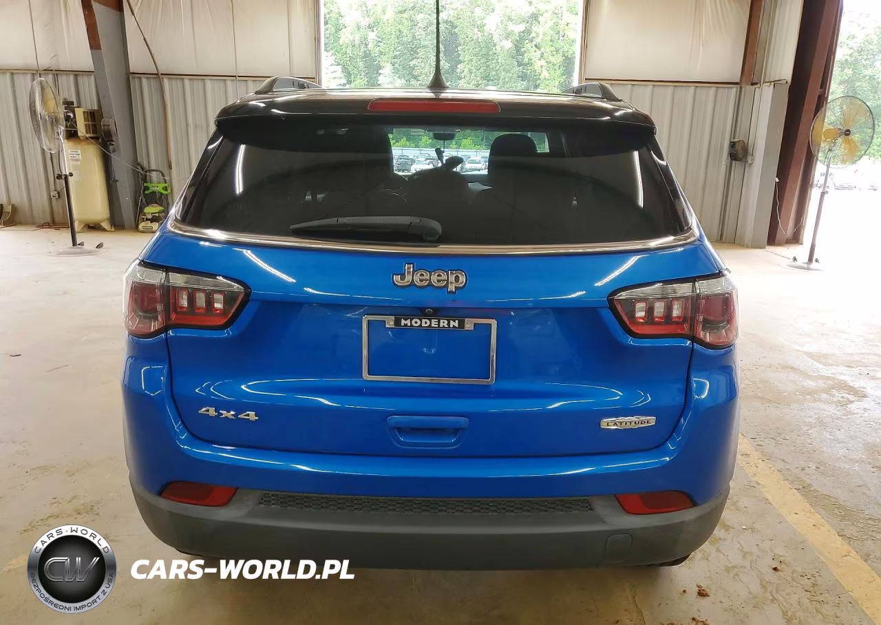 2018 Jeep Compass Latitude VIN:3C4NJDBB9JT168412 - 6