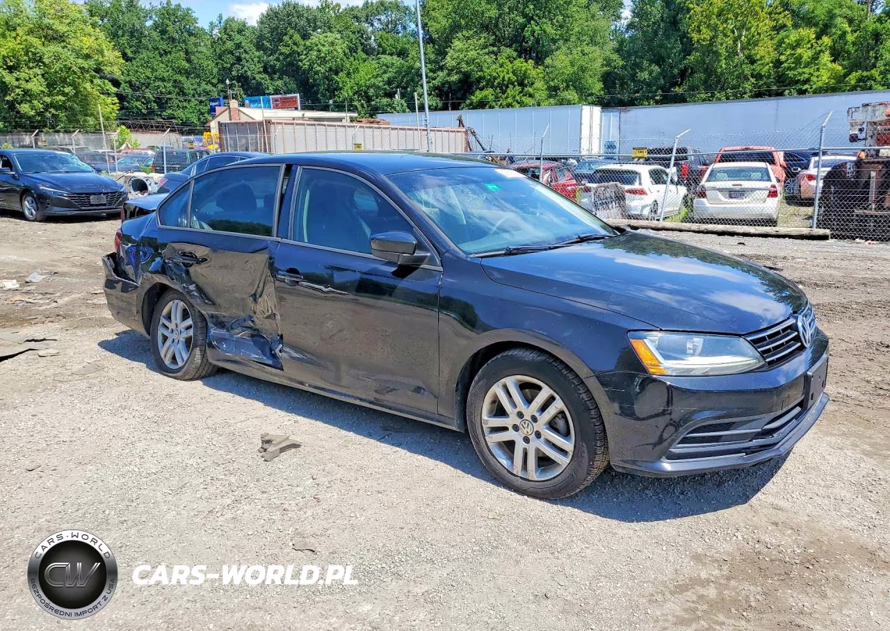 2018 Volkswagen Jetta S VIN:3VW2B7AJ2JM247891 - 4