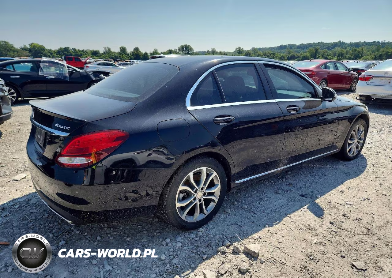 2016 Mercedes-Benz C 300 4Matic VIN:55SWF4KB1GU106840 - 3