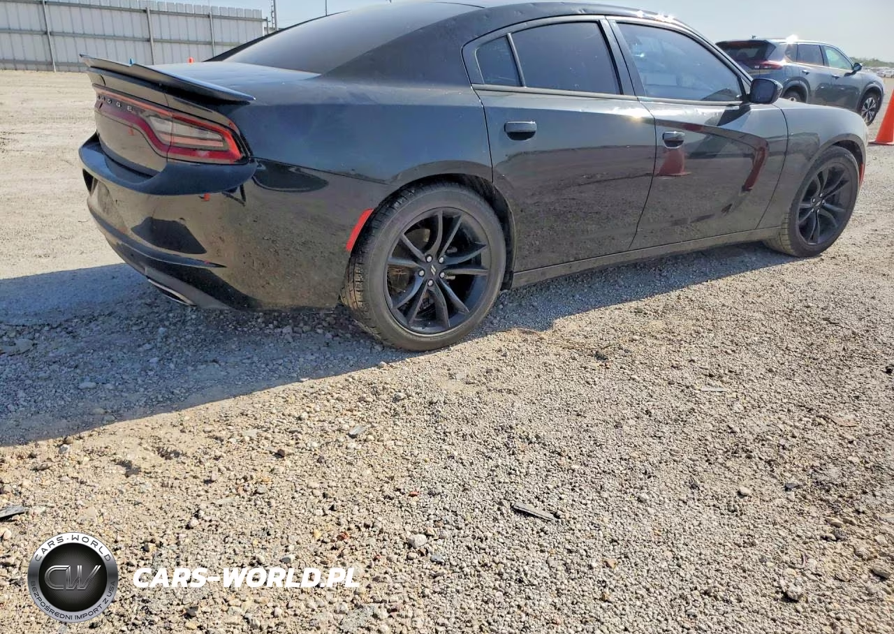 2018 Dodge Charger Sxt VIN:2C3CDXBG6JH140852 - 3