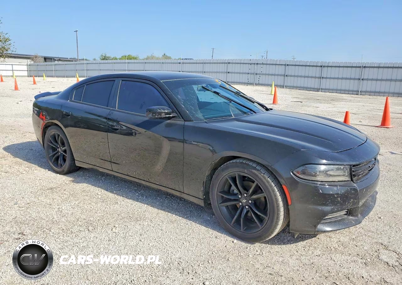 2018 Dodge Charger Sxt VIN:2C3CDXBG6JH140852 - 4