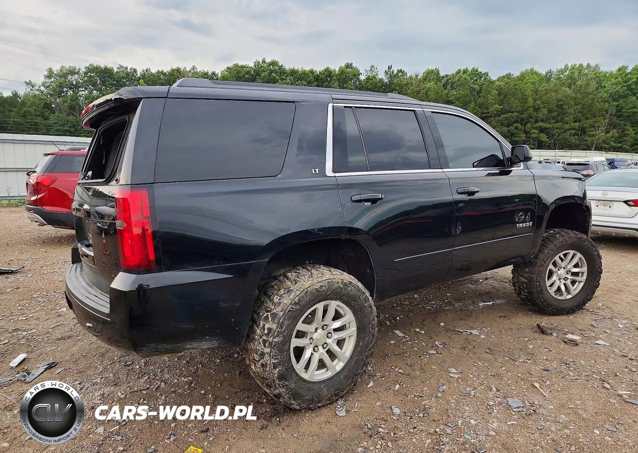 2017 Chevrolet Tahoe C1500 Lt VIN:1GNSCBKC6HR406348 - 3