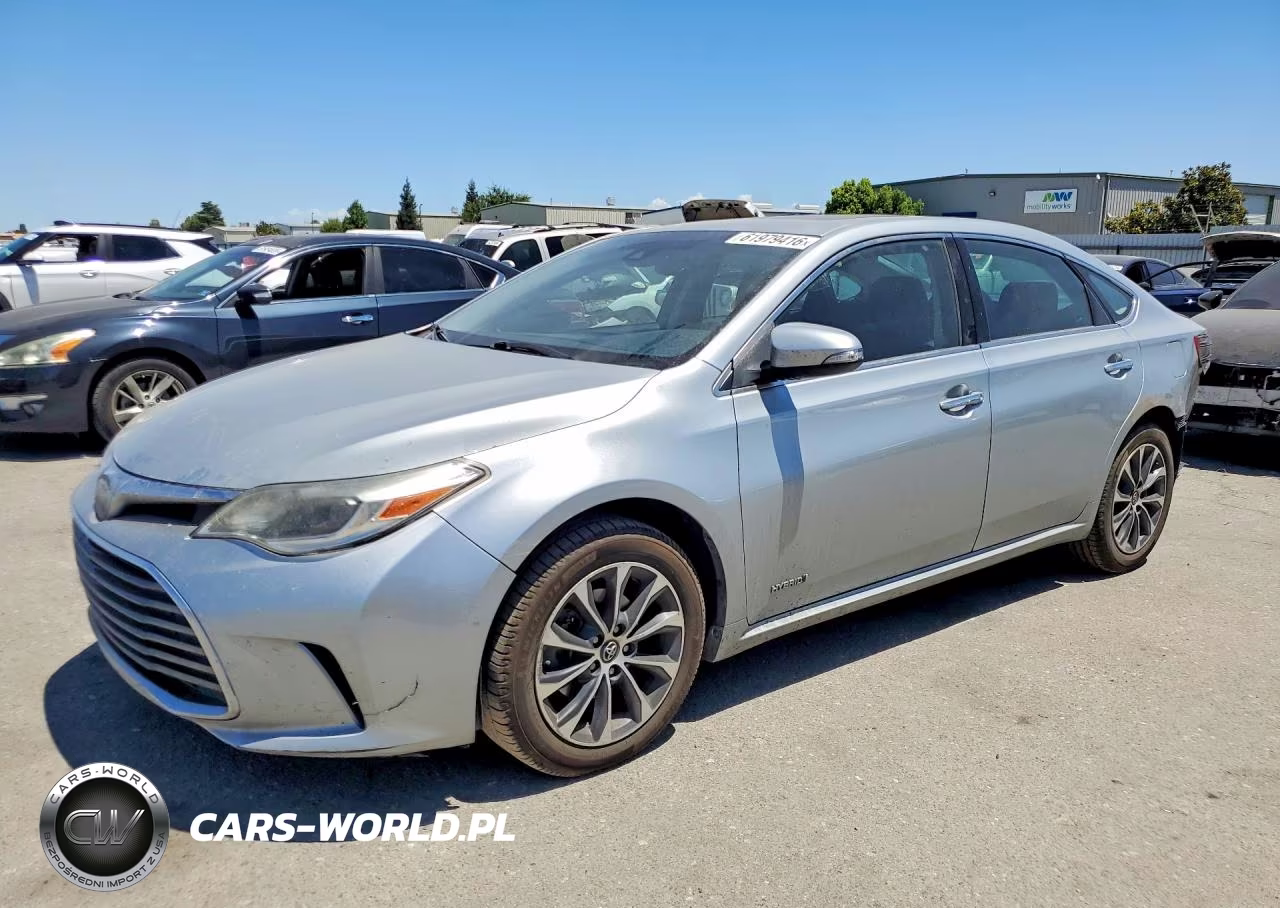 2018 Toyota Avalon Hybrid Xle Plus