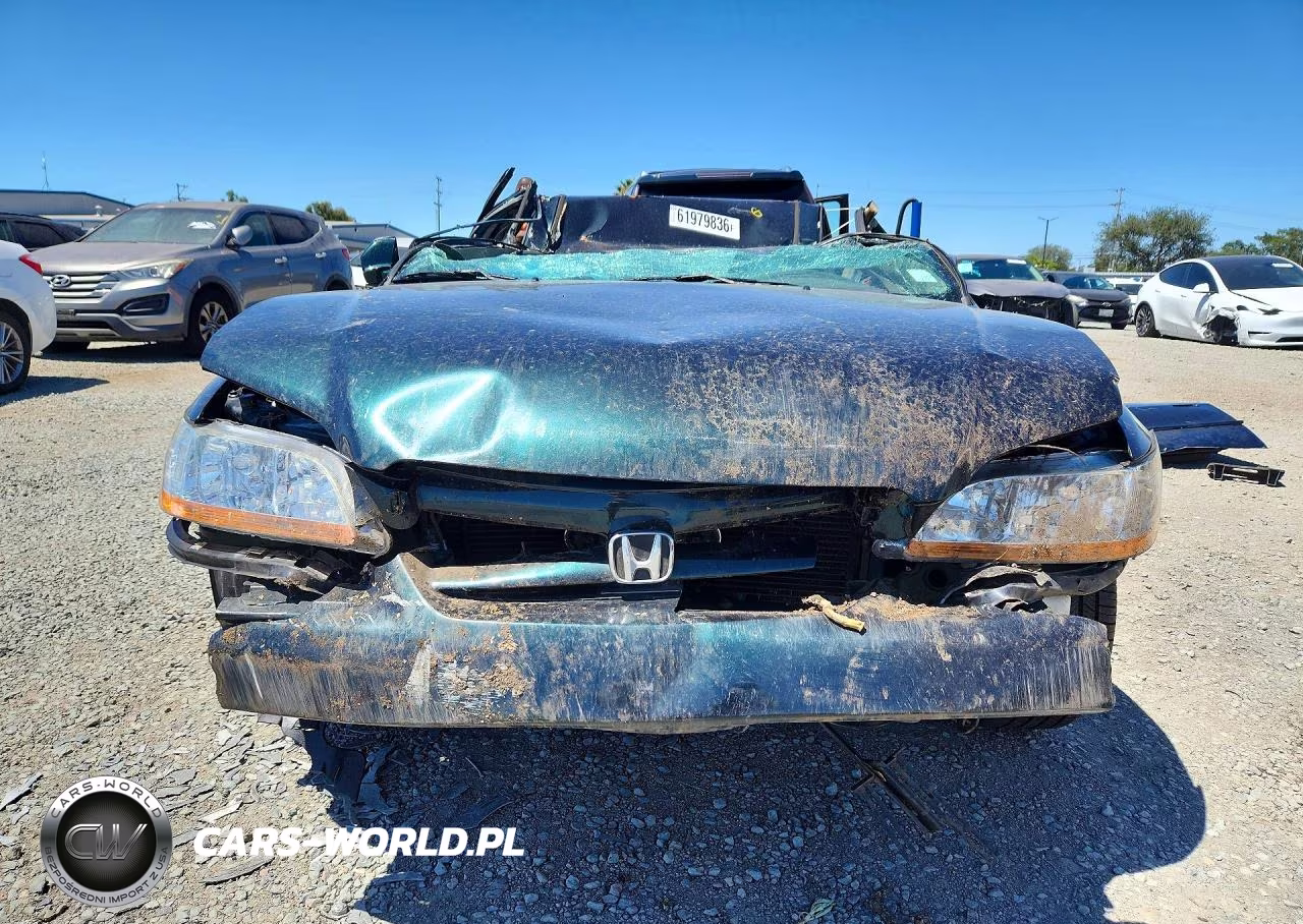 2001 Honda Accord Lx VIN:JHMCG66521C012681 - 5