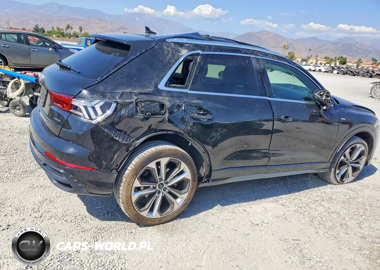 2020 Audi Q3 Premium Plus S-Line VIN:WA1EECF34L1037460 - 3