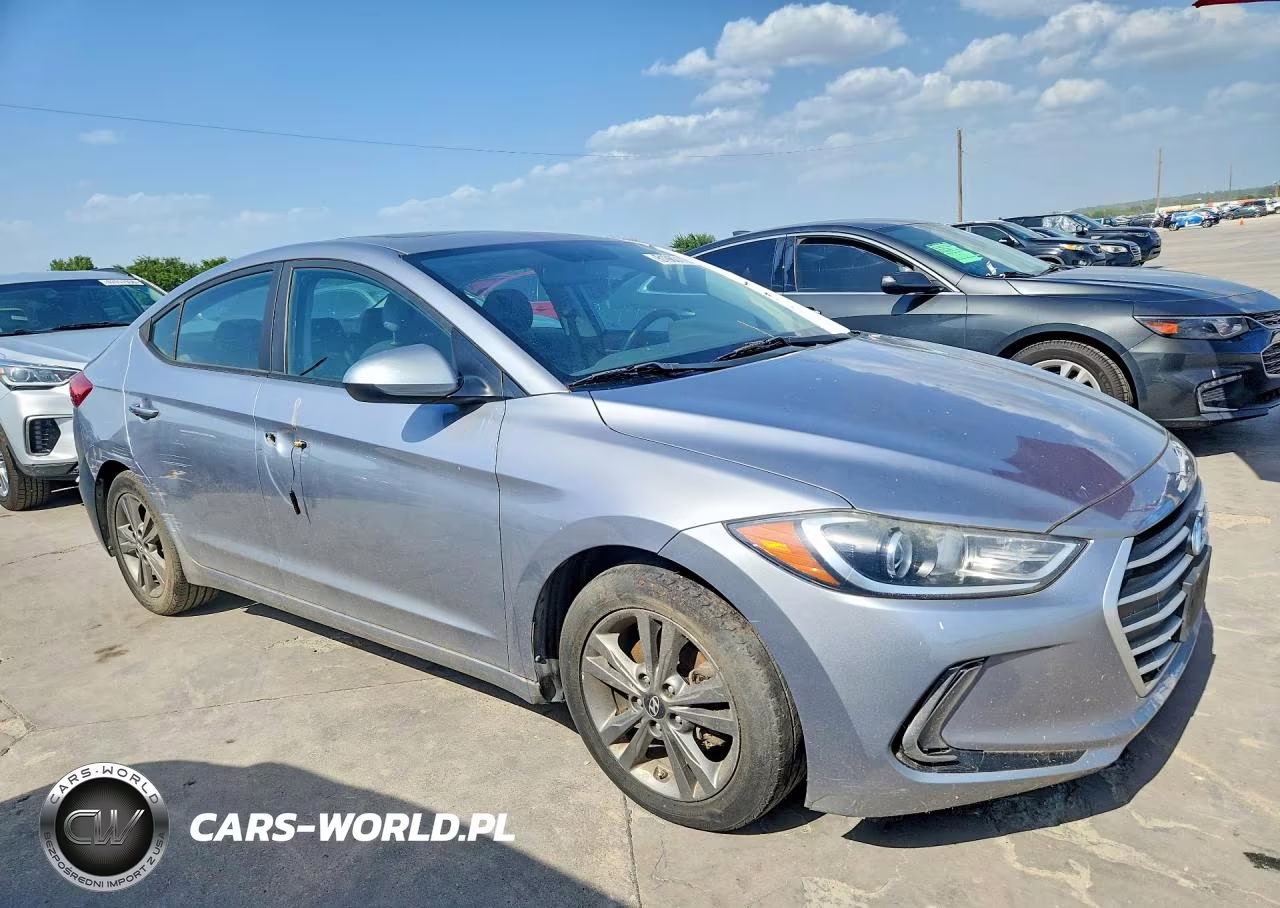 2017 Hyundai Elantra Value Edition VIN:5NPD84LF7HH183736 - 4