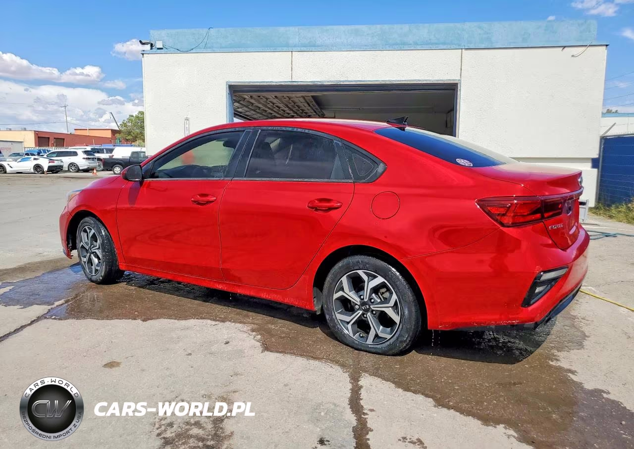 2021 Kia Forte Lxs VIN:3KPF24AD4ME318553 - 2