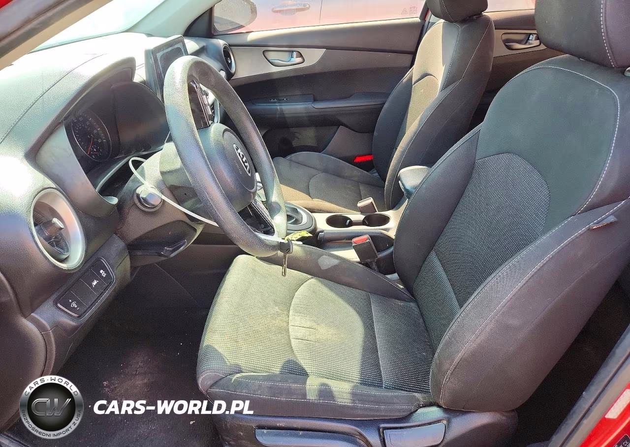 2021 Kia Forte Lxs VIN:3KPF24AD4ME318553 - 7