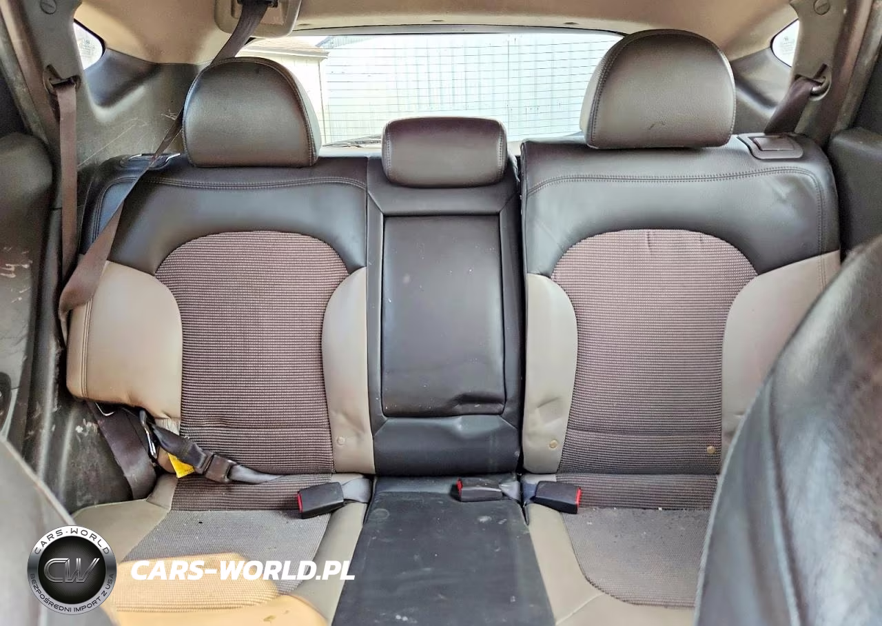 2011 Hyundai Tucson Gls VIN:KM8JU3AC2BU171147 - 10