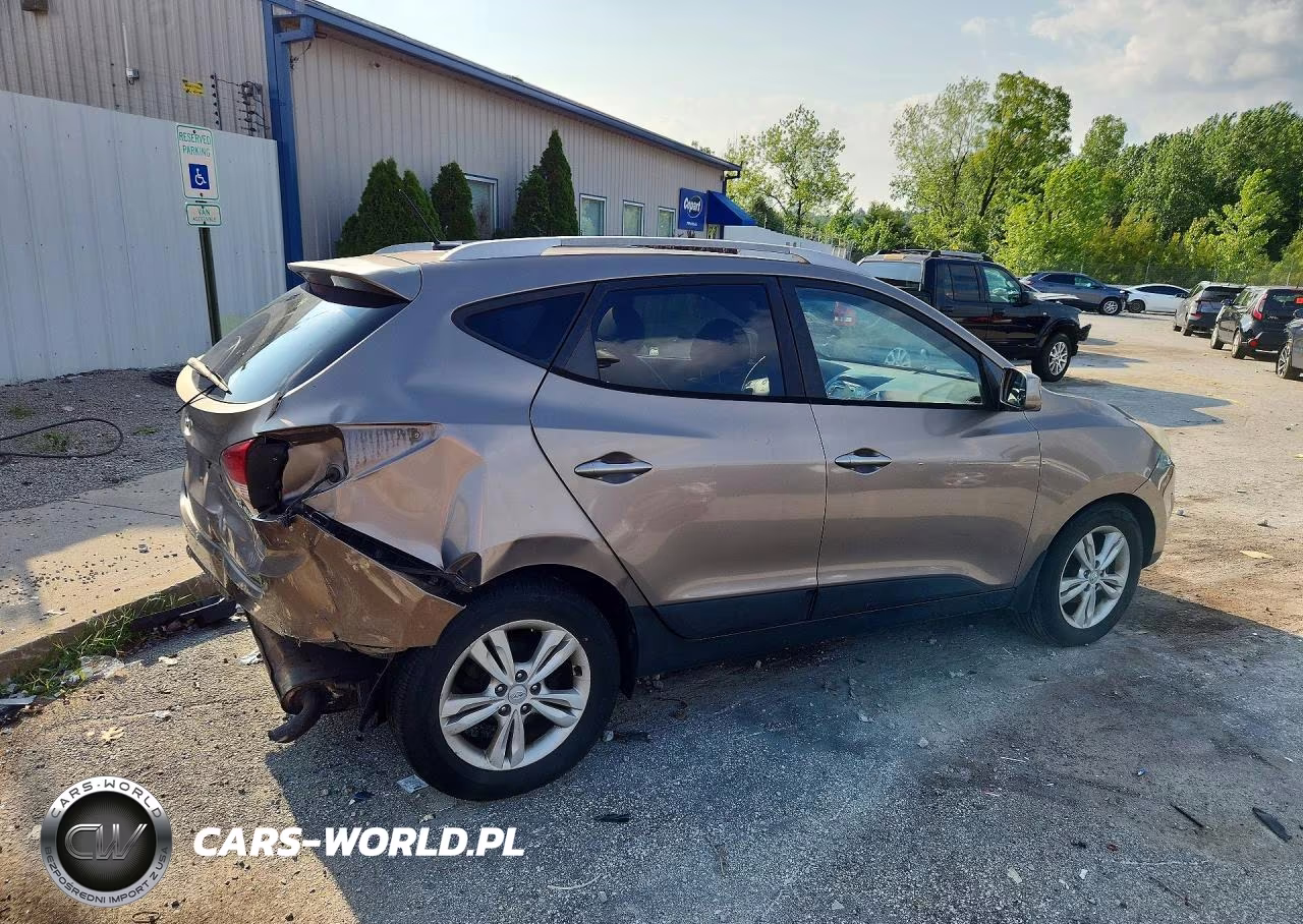 2011 Hyundai Tucson Gls VIN:KM8JU3AC2BU171147 - 3