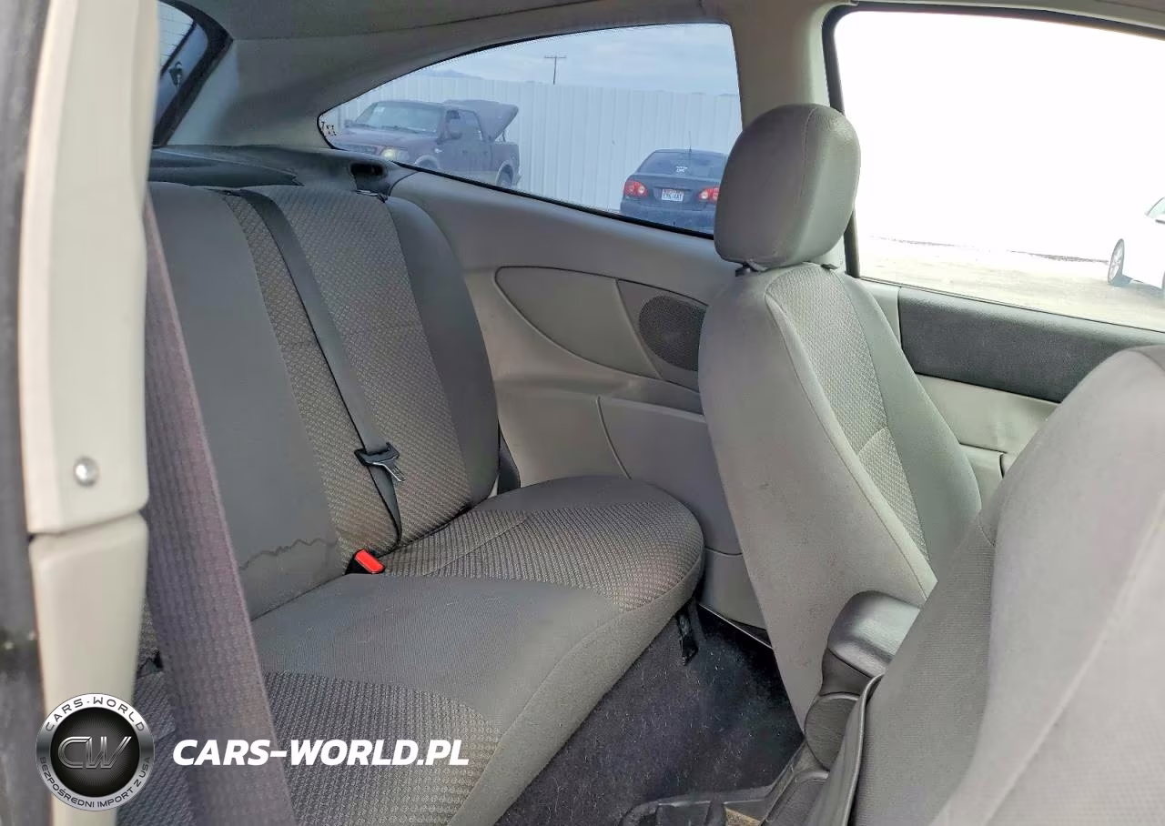 2005 Ford Focus Zx3 VIN:3FAHP31N15R161996 - 10