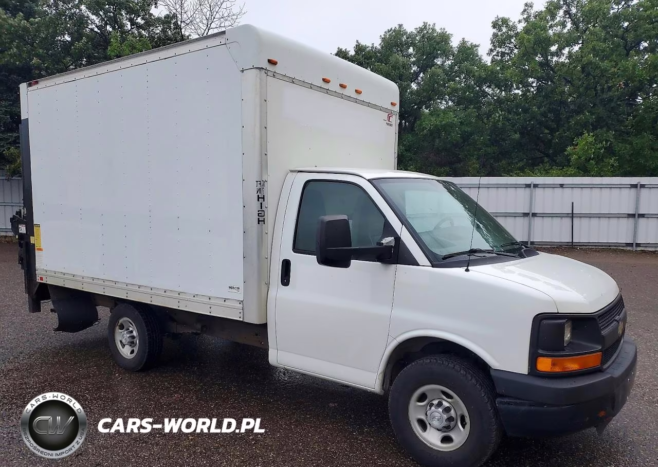2015 Chevrolet Express Box Truck VIN:1GB3G2CF9F1250199 - 4