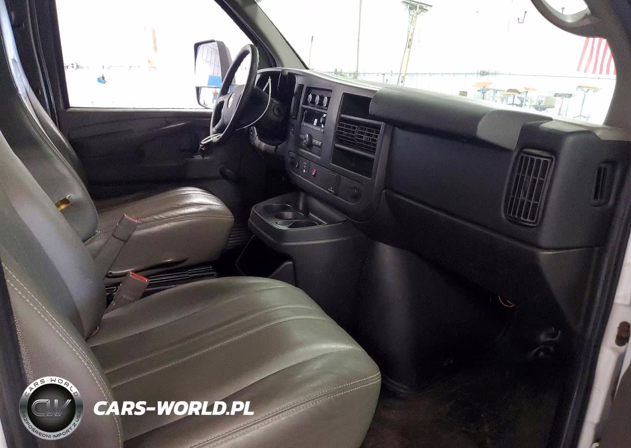 2015 Chevrolet Express Box Truck VIN:1GB3G2CF9F1250199 - 8