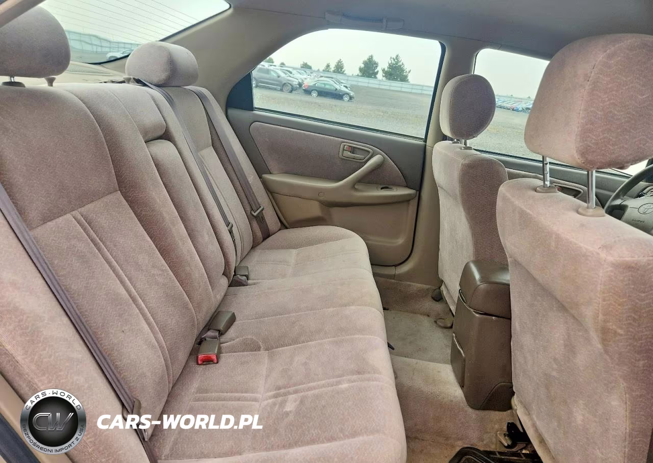 1998 Toyota Camry Le VIN:JT2BG22K3W0119399 - 10