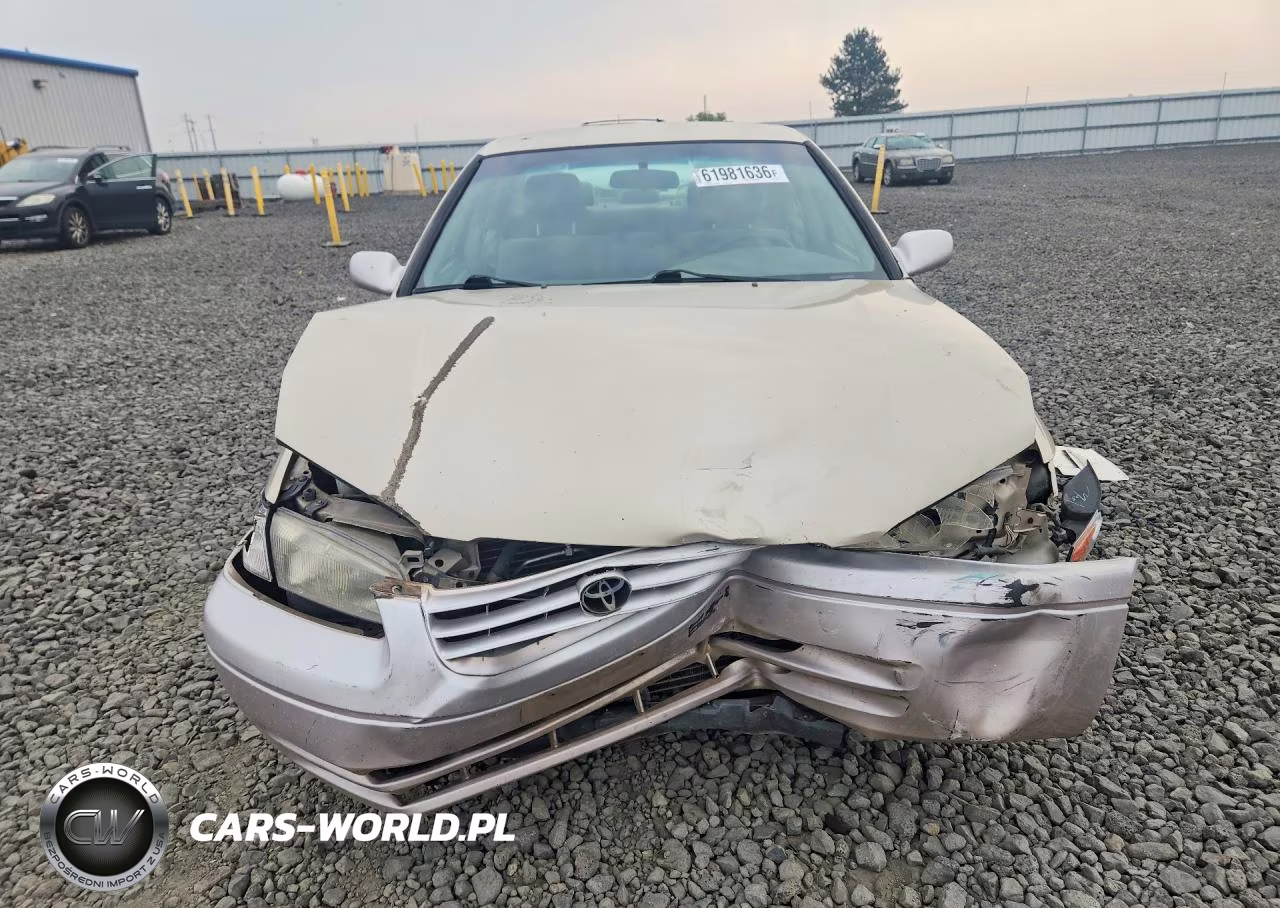 1998 Toyota Camry Le VIN:JT2BG22K3W0119399 - 5