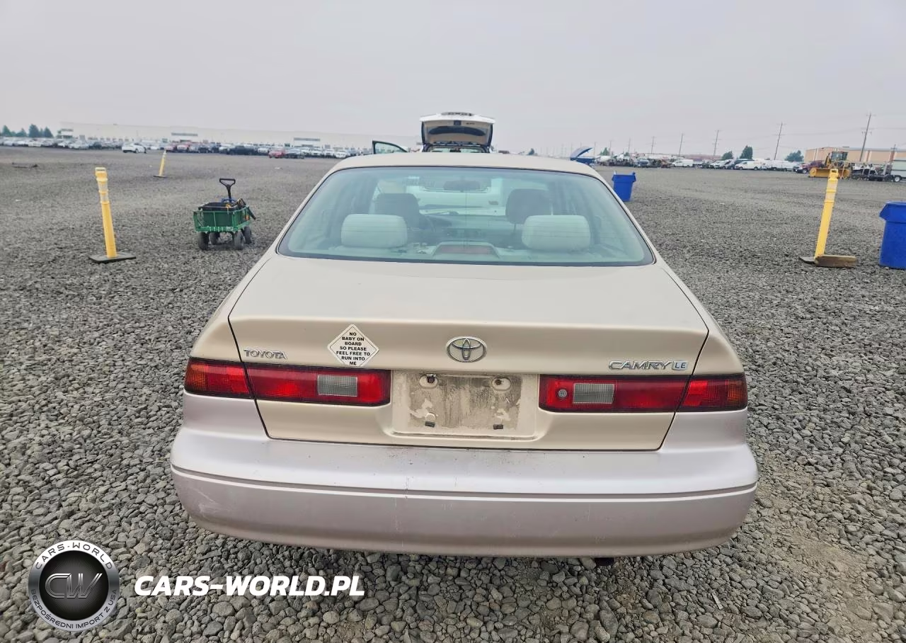 1998 Toyota Camry Le VIN:JT2BG22K3W0119399 - 6