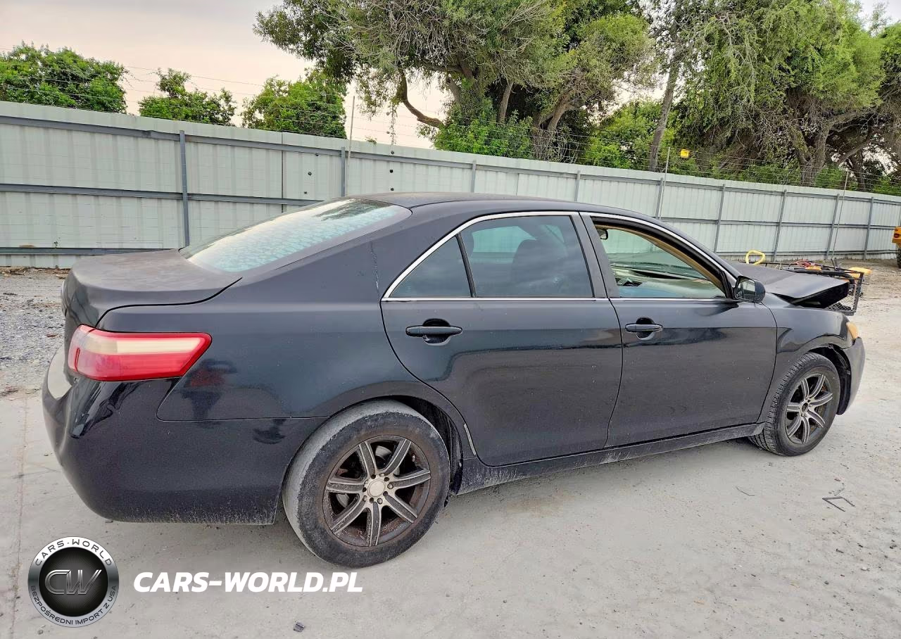 2007 Toyota Camry Le VIN:4T1BE46K37U692232 - 3