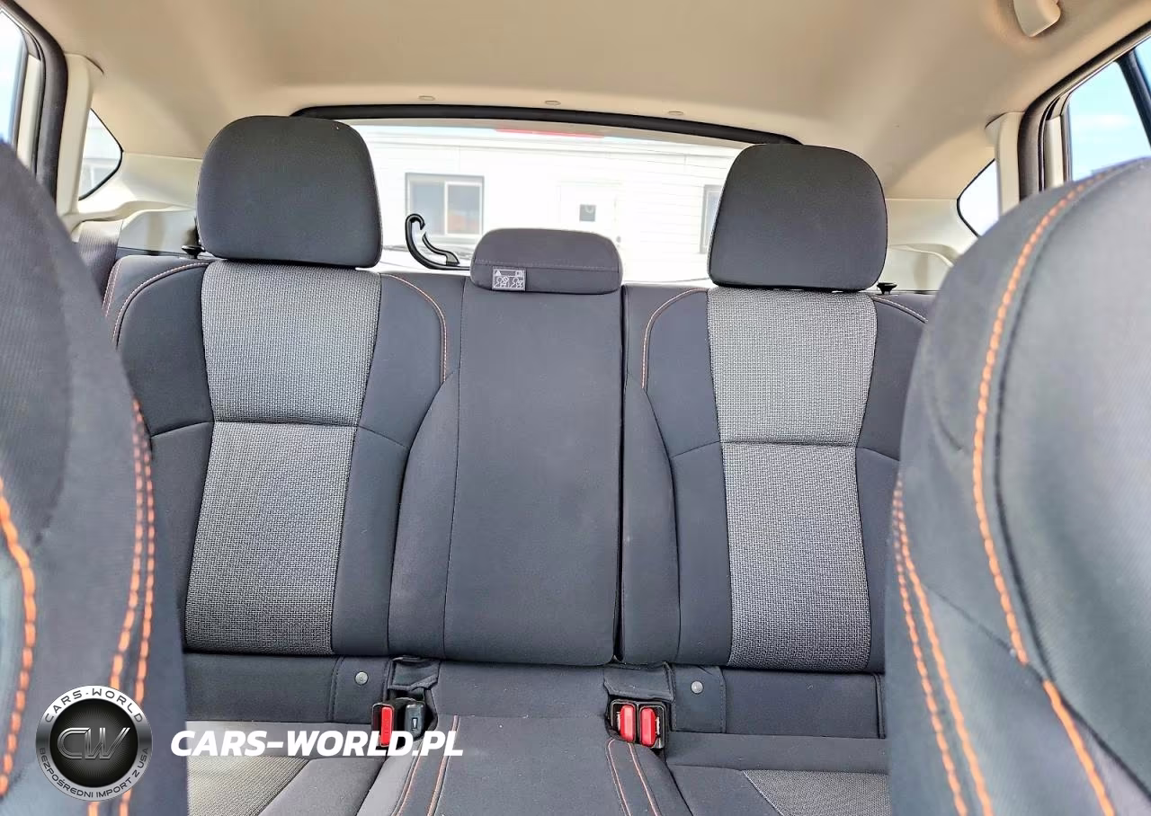 2019 Subaru Crosstrek Premium VIN:JF2GTACC0K8252869 - 10