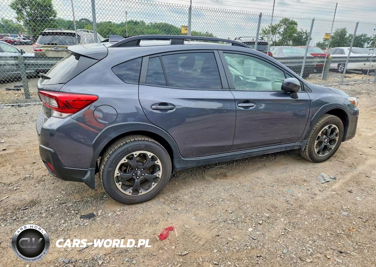 2021 Subaru Crosstrek Premium VIN:JF2GTAPC2M8231986 - 3
