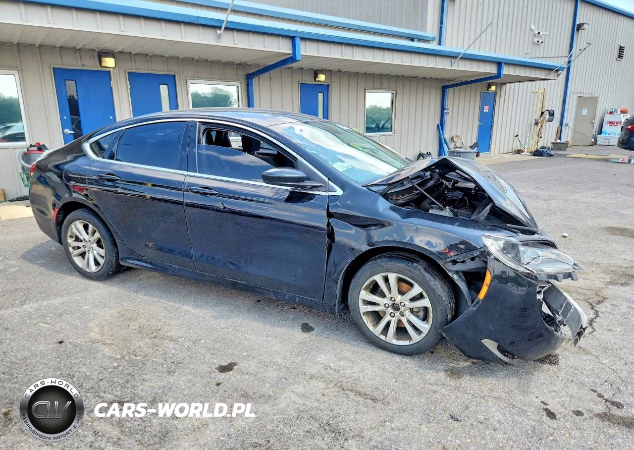 2015 Chrysler 200 Limited VIN:1C3CCCAB2FN553190 - 4