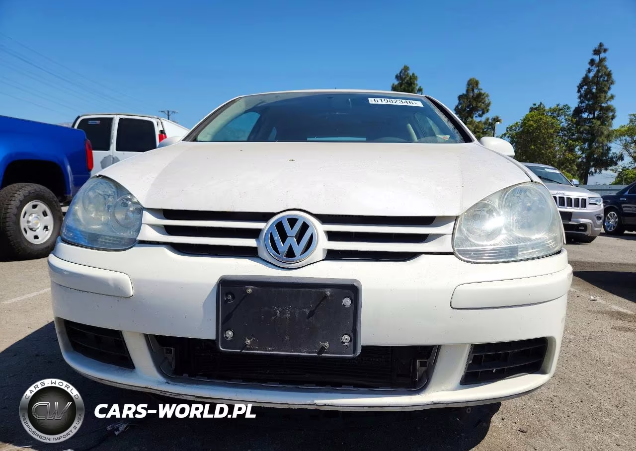 2008 Volkswagen Rabbit VIN:WVWAA71K48W220986 - 5