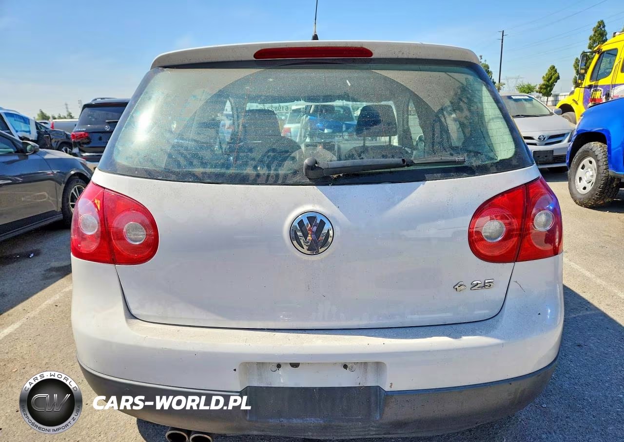 2008 Volkswagen Rabbit VIN:WVWAA71K48W220986 - 6
