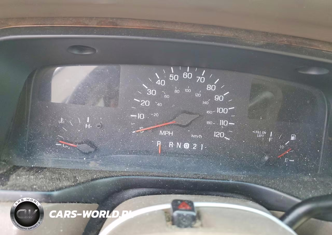 1998 Lincoln Town Car Executive VIN:1LNFM81W0WY692993 - 9