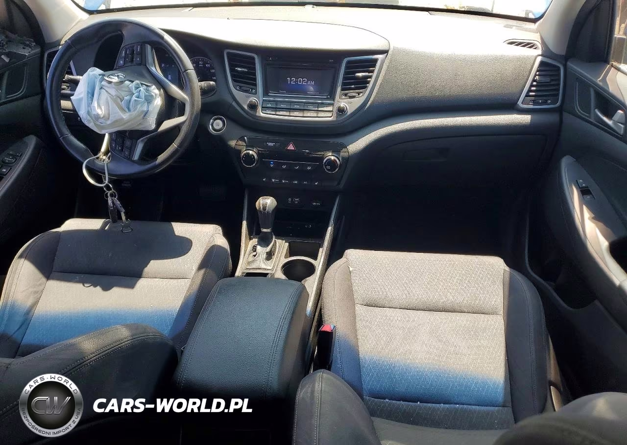 2017 Hyundai Tucson Sport VIN:KM8J3CA23HU523137 - 8